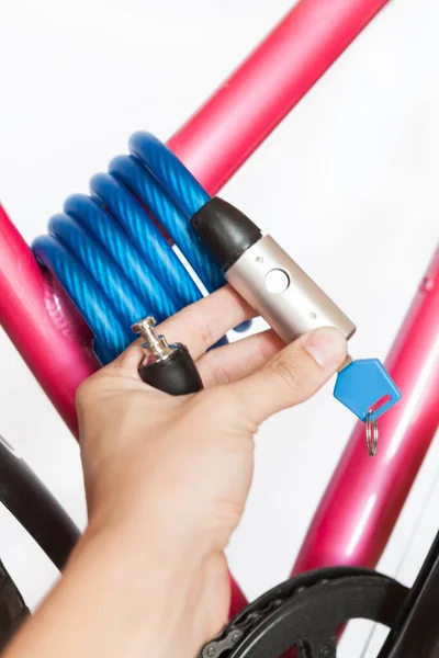 Cerradura Cable Mano Humana Con Candado Integrado Para Sujetar Bicicleta —  Fotos de Stock