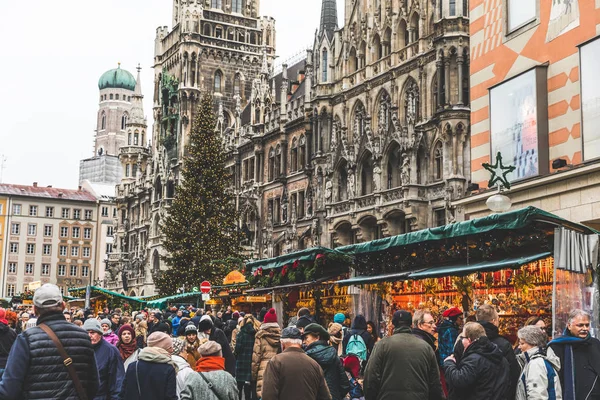 Mercado de Navidad en munich, Alemania — Foto de Stock
