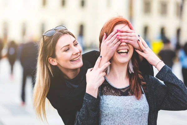 Two young women having fun together — Stock Photo, Image