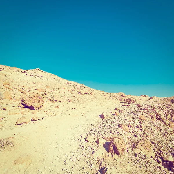 Negev Çölü'nın kayalık tepeleri — Stok fotoğraf