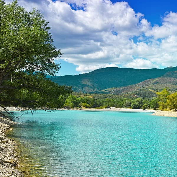 Jezero v Alpách — Stock fotografie