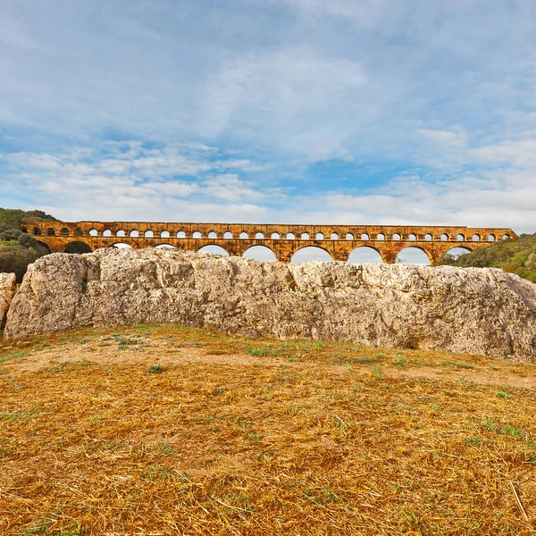 Akvedukt pont du gard – stockfoto