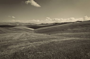 Sicilya'nın tepeleri