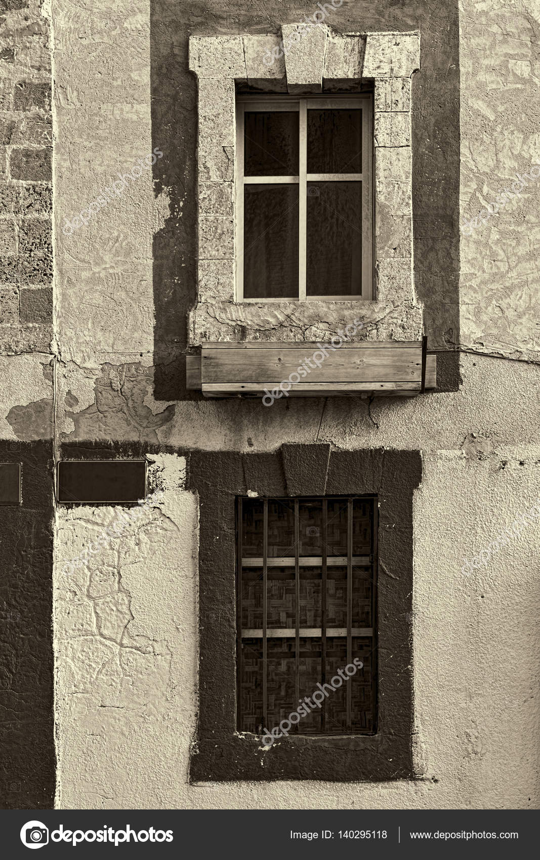 Ventanas antiguas de Israel — Foto de stock © ggkuna #140295118
