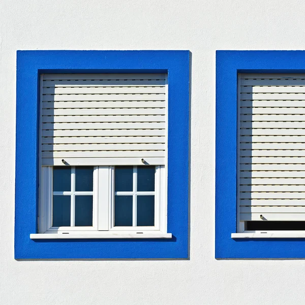 Fenster des Hauses — Stockfoto