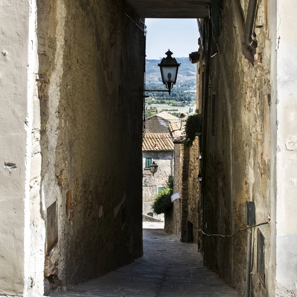 Italienska staden av Castiglion Fiorentino — Stockfoto