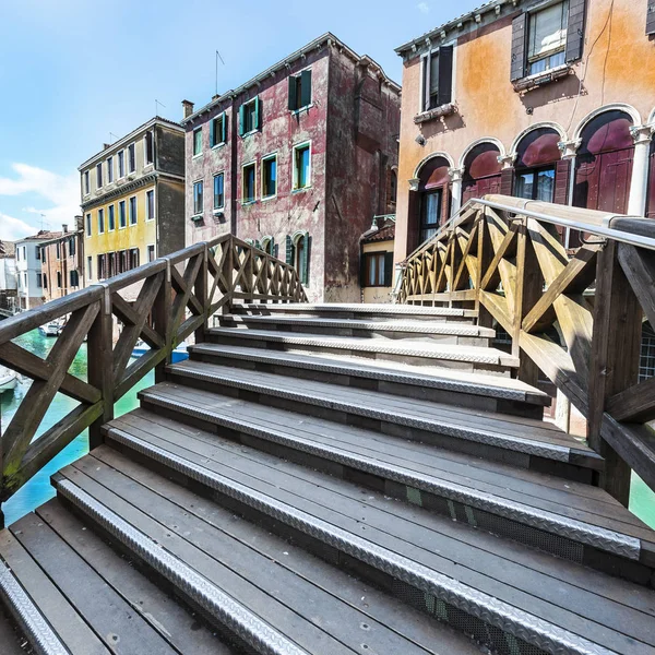 Daños por humedad en Venecia — Foto de Stock