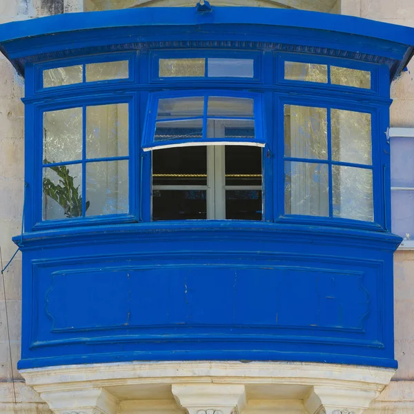 Maltański-balkon w mieście Valletta. — Zdjęcie stockowe