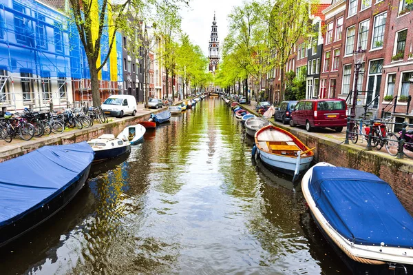 Miejski scena w Amsterdam — Zdjęcie stockowe