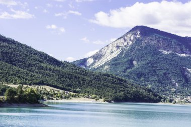 Göl Castillon Fransa.