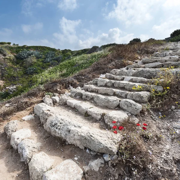 Merdivenlerden kalıntıları 