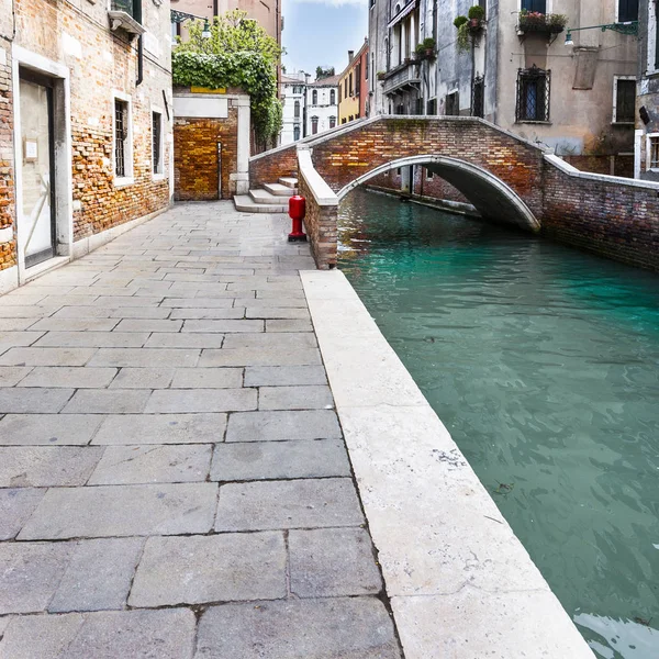 Damage from dampness in Venice — Stock Photo, Image