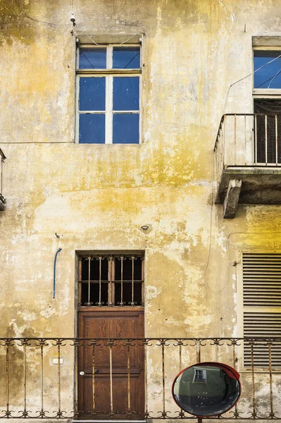 Arquitectura de la ciudad de Cuneo — Foto de Stock