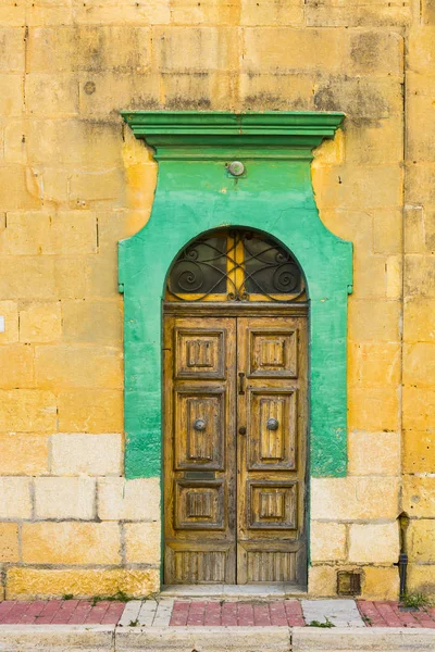 Traditionele maltese deur — Stockfoto