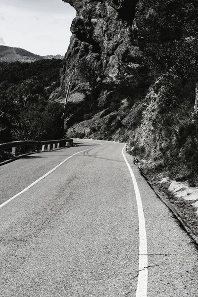 Enrolamento Asfalto Estrada em Espanha — Fotografia de Stock