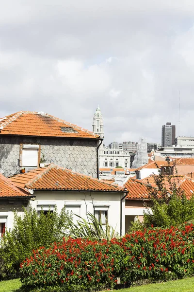 Utsikt Över Det Historiska Centrumet Porto Med Traditionella Portugisiska Fasader — Stockfoto