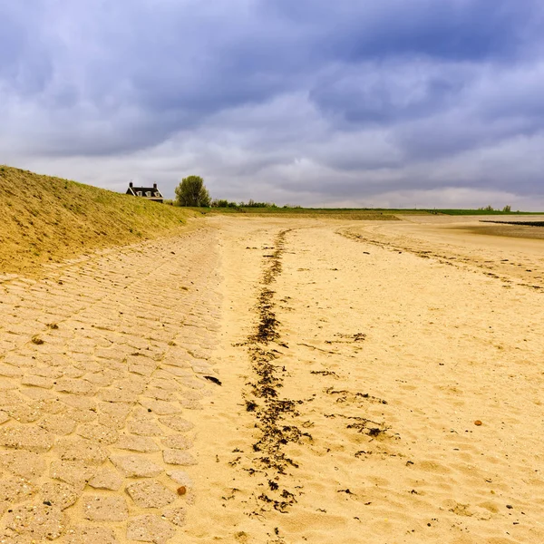 Dutch Landscape with Dike — Stock Photo, Image