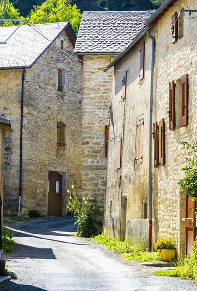 Ciudad medieval de Les Salelles — Foto de Stock