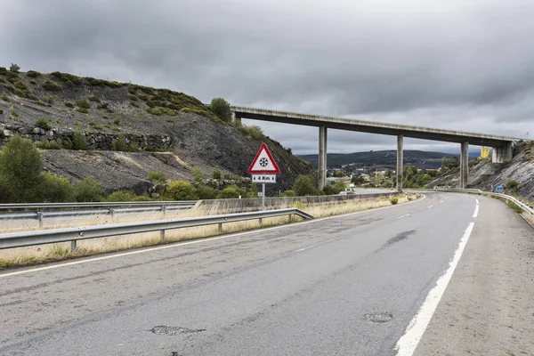 Isen sannolikt varningstecken — Stockfoto