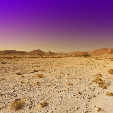 Gün batımında renkli Orta Doğu