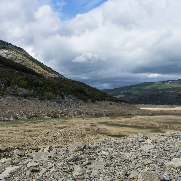 Dramatische weergave van Cantabrisch gebergte — Stockfoto