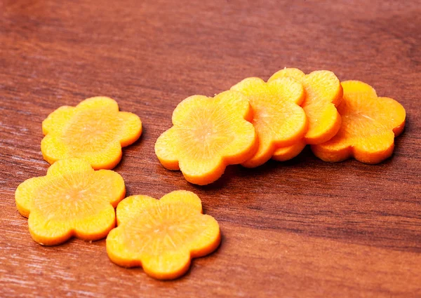 Zanahorias rodajas de flores —  Fotos de Stock