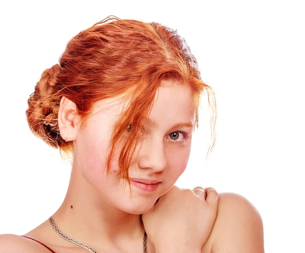 年轻的红头发女人 — 图库照片