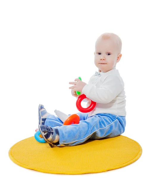 Pequeño niño jugando —  Fotos de Stock