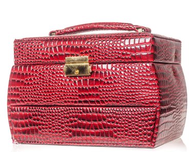 Kırmızı mücevher kutusu