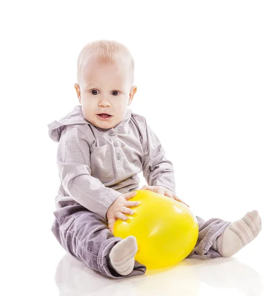 Chlapec s balónem — Stock fotografie