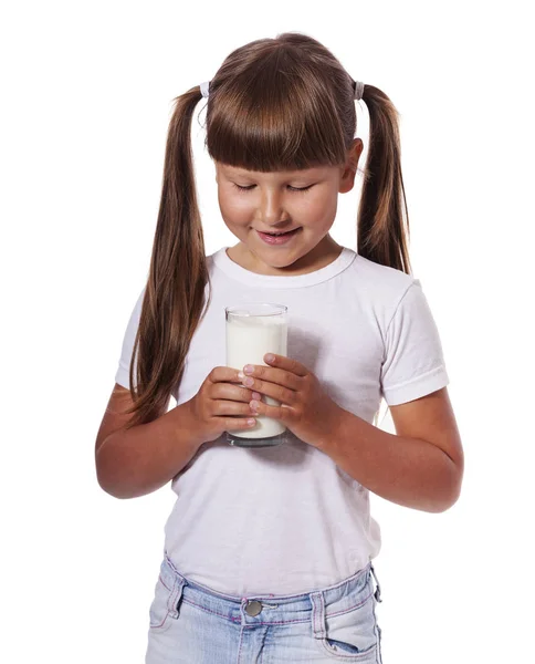Menina adora leite — Fotografia de Stock