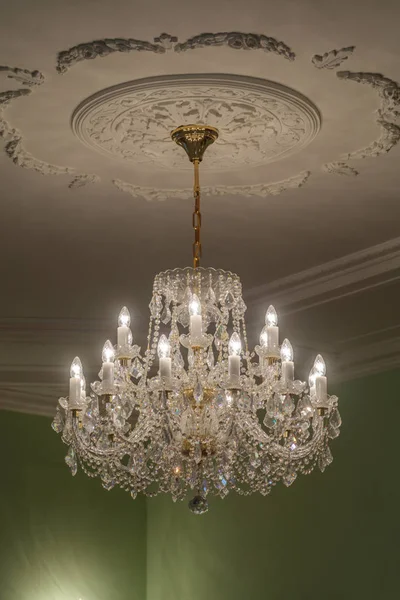 Huge chandelier closeup — Stock Photo, Image