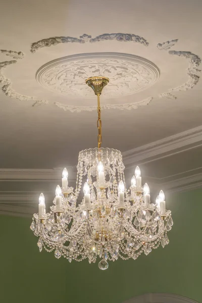 Huge chandelier closeup — Stock Photo, Image