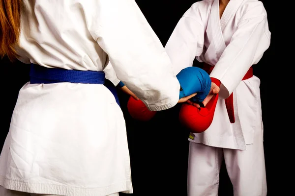 Karate girls greeting — Stock Photo, Image