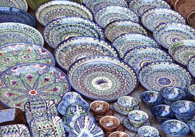 Seramik dishware, Özbekistan