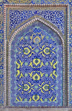 Süslü pencere niş duvarında, Özbekistan