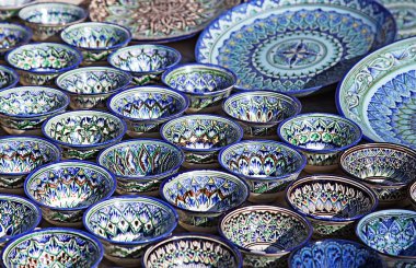 Seramik dishware, Özbekistan