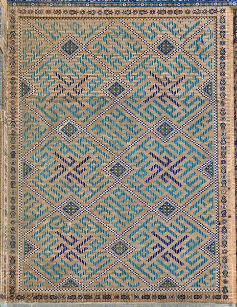 Régi keleti mozaik a falon, Üzbegisztán — Stock Fotó