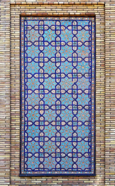 Gamla östra mosaik på väggen, Uzbekistan — Stockfoto