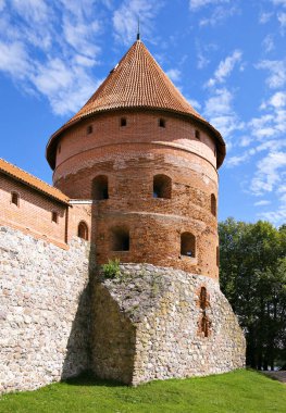 Vilnius yakınındaki Trakai kale kule