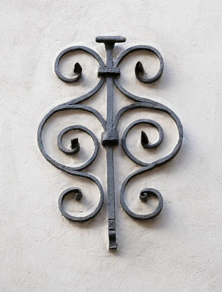 Средневековое железобетонное украшение стен — стоковое фото