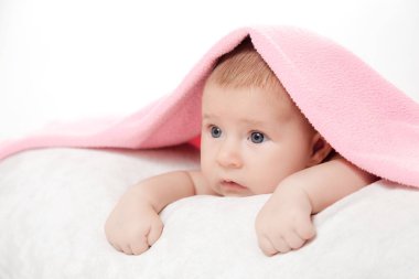küçük güzel bebek