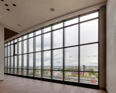 büyük cam pencere