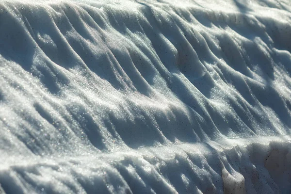 Fondo natural de invierno con derivas de nieve — Foto de Stock