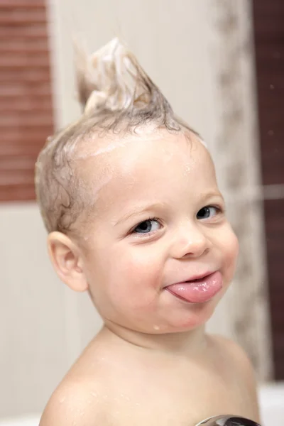 Smiling child at bathroom — Stock Photo, Image