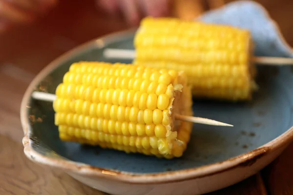 Boiled corn on plate — Stock Photo, Image