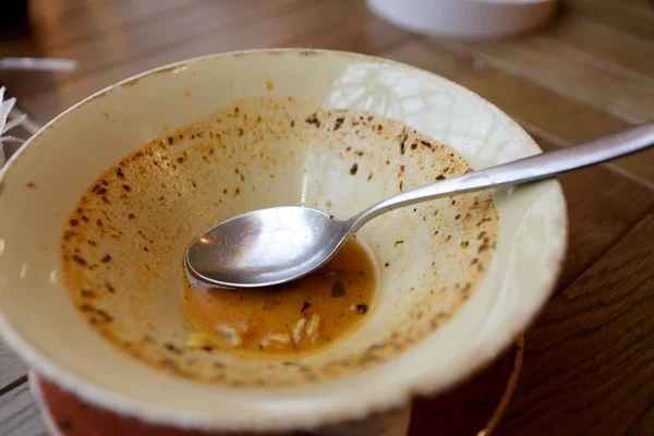 Plate of soup remains — Stock Photo, Image