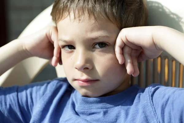 Boy with a determined look — Stock Photo, Image