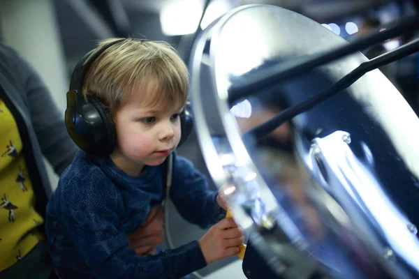 Radar de afinação infantil — Fotografia de Stock