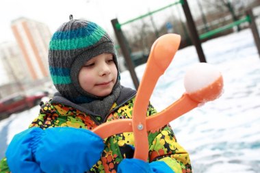 Kartopu maker ile çocuk